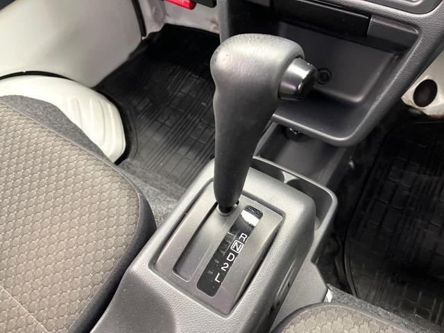 キャリイトラック KX 4WD 禁煙車 純正オーディオ 衝突軽減装置 レーンアシスト 踏み間違い防止装置 オートハイビーム フロントフォグランプ 荷台作業灯 キーレスキー ETC(40枚目)