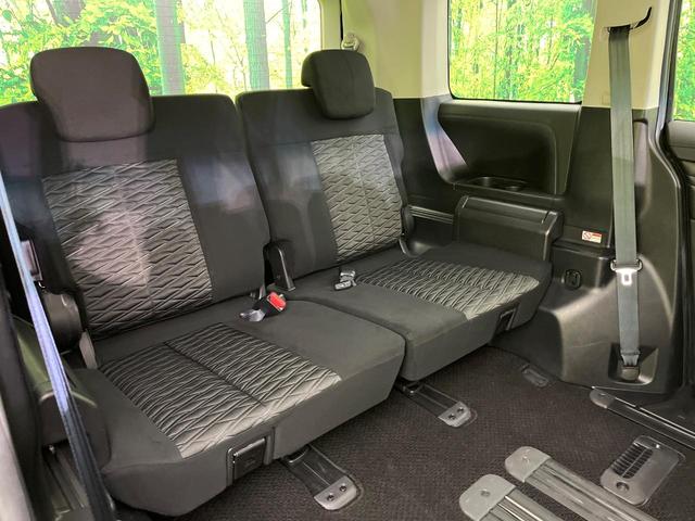 デリカＤ：５ Ｐ　４ＷＤ　禁煙車　純正１０型ナビ　全周囲カメラ　ＣＤ／ＤＶＤ／フルセグ　Ｂｌｕｅｔｏｏｔｈ接続　衝突軽減装置　レーンアシスト　ＬＥＤヘッド／フォグ　オートハイビーム　両側電動スライドドア　電動リアゲート（9枚目）