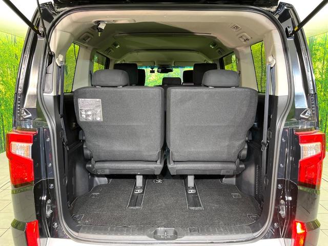 デリカＤ：５ Ｐ　４ＷＤ　禁煙車　純正１０型ナビ　全周囲カメラ　ＣＤ／ＤＶＤ／フルセグ　Ｂｌｕｅｔｏｏｔｈ接続　衝突軽減装置　レーンアシスト　ＬＥＤヘッド／フォグ　オートハイビーム　両側電動スライドドア　電動リアゲート（10枚目）
