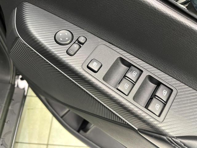 デリカＤ：５ Ｐ　４ＷＤ　禁煙車　純正１０型ナビ　全周囲カメラ　ＣＤ／ＤＶＤ／フルセグ　Ｂｌｕｅｔｏｏｔｈ接続　衝突軽減装置　レーンアシスト　ＬＥＤヘッド／フォグ　オートハイビーム　両側電動スライドドア　電動リアゲート（33枚目）