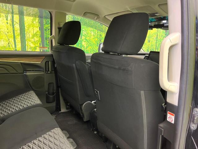 デリカＤ：５ Ｐ　４ＷＤ　禁煙車　純正１０型ナビ　全周囲カメラ　ＣＤ／ＤＶＤ／フルセグ　Ｂｌｕｅｔｏｏｔｈ接続　衝突軽減装置　レーンアシスト　ＬＥＤヘッド／フォグ　オートハイビーム　両側電動スライドドア　電動リアゲート（36枚目）