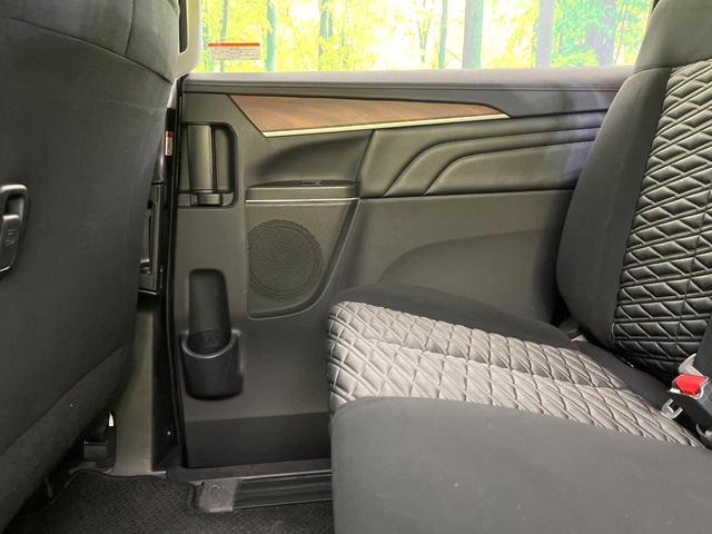 デリカＤ：５ Ｐ　４ＷＤ　禁煙車　純正１０型ナビ　全周囲カメラ　ＣＤ／ＤＶＤ／フルセグ　Ｂｌｕｅｔｏｏｔｈ接続　衝突軽減装置　レーンアシスト　ＬＥＤヘッド／フォグ　オートハイビーム　両側電動スライドドア　電動リアゲート（39枚目）