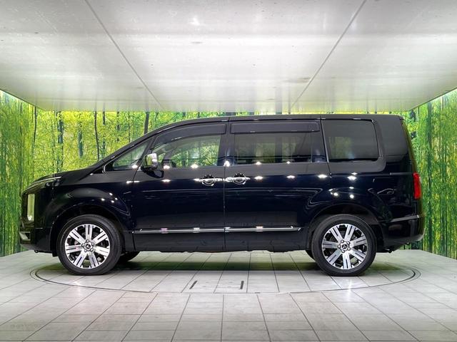 デリカＤ：５ Ｐ　４ＷＤ　禁煙車　純正１０型ナビ　全周囲カメラ　ＣＤ／ＤＶＤ／フルセグ　Ｂｌｕｅｔｏｏｔｈ接続　衝突軽減装置　レーンアシスト　ＬＥＤヘッド／フォグ　オートハイビーム　両側電動スライドドア　電動リアゲート（41枚目）