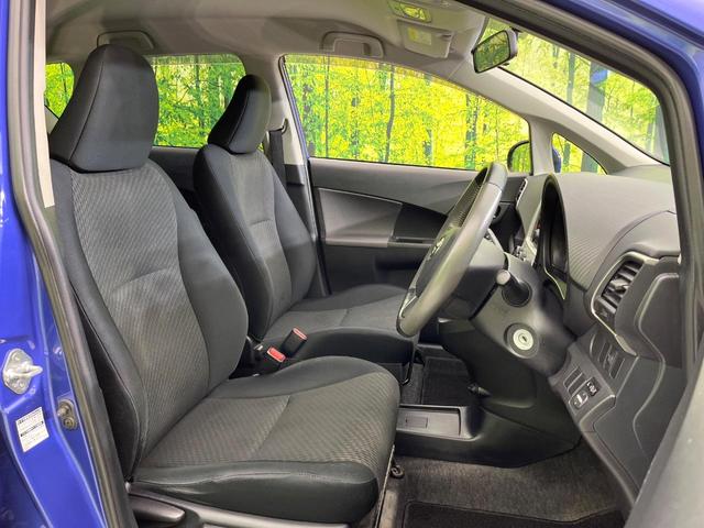 ラクティス レピス 禁煙車 CD再生 キーレス 16インチアルミホイール 盗難防止装置 プライバシーガラス(6枚目)