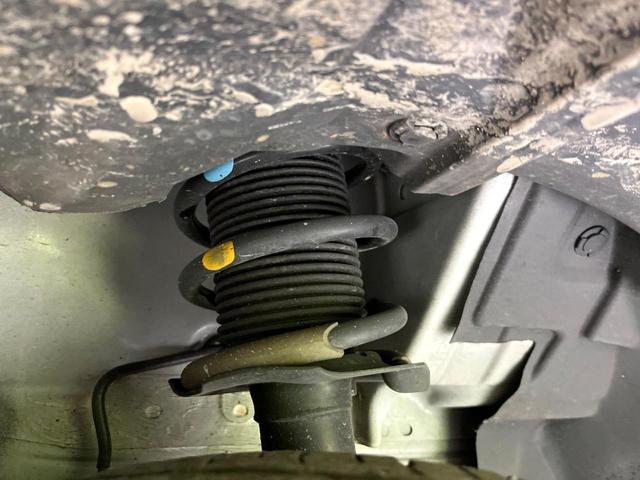 ノート Ｘ　禁煙車　ＳＤナビ　Ｂｌｕｅｔｏｏｔｈ再生　全周囲カメラ　衝突軽減装置　クリアランスソナー　ドラレコ　スマートキー　車線逸脱警報　オートライト　レーンアシスト　アイドリングストップ　盗難防止装置（20枚目）