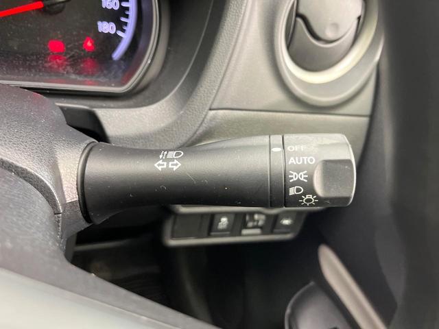 ノート Ｘ　禁煙車　ＳＤナビ　Ｂｌｕｅｔｏｏｔｈ再生　全周囲カメラ　衝突軽減装置　クリアランスソナー　ドラレコ　スマートキー　車線逸脱警報　オートライト　レーンアシスト　アイドリングストップ　盗難防止装置（24枚目）