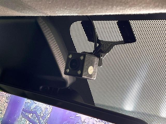 ノート Ｘ　禁煙車　ＳＤナビ　Ｂｌｕｅｔｏｏｔｈ再生　全周囲カメラ　衝突軽減装置　クリアランスソナー　ドラレコ　スマートキー　車線逸脱警報　オートライト　レーンアシスト　アイドリングストップ　盗難防止装置（31枚目）