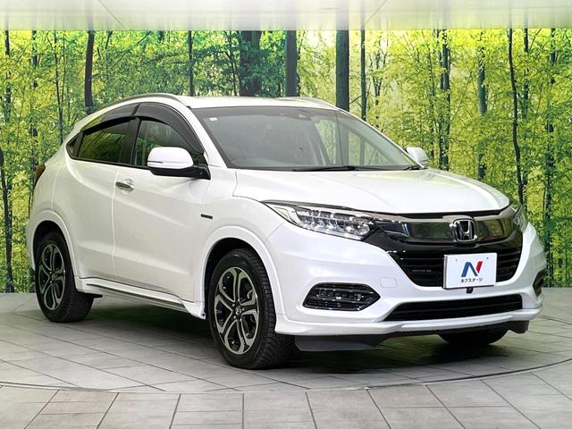 ヴェゼル ハイブリッドＺ・ホンダセンシング　禁煙車　純正８インチナビ　バックカメラ　フルセグ　ＣＤ／ＤＶＤ再生　Ｂｌｕｅｔｏｏｔｈ接続　衝突軽減装置　アダプティブクルコン　ＬＥＤヘッド／フォグライト　オートハイビーム　前席シートヒーター　ＥＴＣ（16枚目）