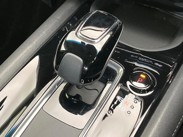 ヴェゼル ハイブリッドＺ・ホンダセンシング　禁煙車　純正８インチナビ　バックカメラ　フルセグ　ＣＤ／ＤＶＤ再生　Ｂｌｕｅｔｏｏｔｈ接続　衝突軽減装置　アダプティブクルコン　ＬＥＤヘッド／フォグライト　オートハイビーム　前席シートヒーター　ＥＴＣ（39枚目）