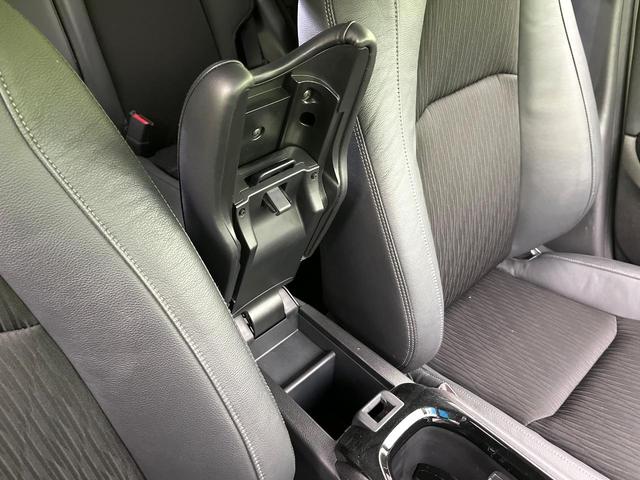 ヴェゼル ハイブリッドＺ・ホンダセンシング　禁煙車　純正８インチナビ　バックカメラ　フルセグ　ＣＤ／ＤＶＤ再生　Ｂｌｕｅｔｏｏｔｈ接続　衝突軽減装置　アダプティブクルコン　ＬＥＤヘッド／フォグライト　オートハイビーム　前席シートヒーター　ＥＴＣ（43枚目）