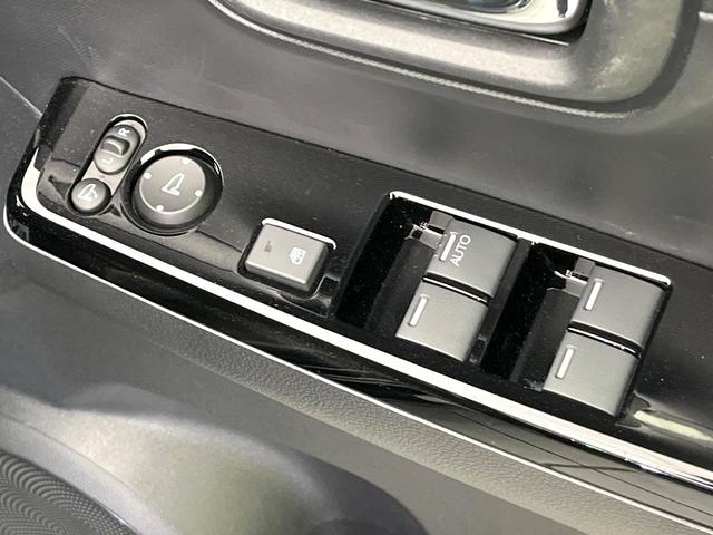 N-ONE RS 禁煙車 6速MT SDナビ バックカメラ CD/DVD/フルセグ Bluetooth接続 衝突軽減装置 アダプティブクルコン LEDヘッド/フォグ オートハイビーム 前席シートヒーター オートエアコン(43枚目)