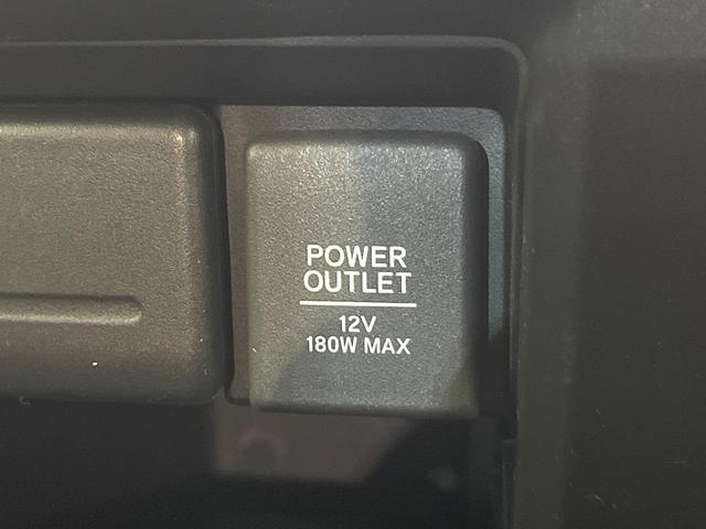 ステップワゴンスパーダ スパーダハイブリッド G・EX ホンダセンシング 禁煙車 後期型 純正9型ナビ 全周囲カメラ フルセグ CD/DVD Bluetooth接続 純正フリップダウンモニター 衝突軽減装置 オートハイビーム 両側電動スライドドア 後席オートエアコン ETC(43枚目)