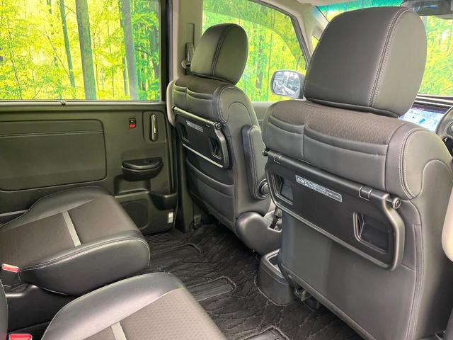 ステップワゴンスパーダ スパーダハイブリッド G・EX ホンダセンシング 禁煙車 後期型 純正9型ナビ 全周囲カメラ フルセグ CD/DVD Bluetooth接続 純正フリップダウンモニター 衝突軽減装置 オートハイビーム 両側電動スライドドア 後席オートエアコン ETC(55枚目)