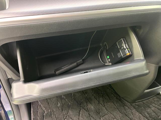 ステップワゴンスパーダ スパーダハイブリッド G・EX ホンダセンシング 禁煙車 後期型 純正9型ナビ 全周囲カメラ フルセグ CD/DVD Bluetooth接続 純正フリップダウンモニター 衝突軽減装置 オートハイビーム 両側電動スライドドア 後席オートエアコン ETC(57枚目)