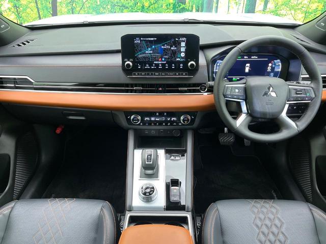 アウトランダーPHEV P 4WD 禁煙車 サンルーフ 純正9型ナビ 全周囲カメラ フルセグ Bluetooth BOSEサウンド 衝突軽減装置 LEDヘッド/フォグ オートハイビーム シーケンシャルターンランプ 電動リアゲート(2枚目)