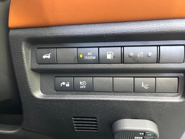 アウトランダーPHEV P 4WD 禁煙車 サンルーフ 純正9型ナビ 全周囲カメラ フルセグ Bluetooth BOSEサウンド 衝突軽減装置 LEDヘッド/フォグ オートハイビーム シーケンシャルターンランプ 電動リアゲート(7枚目)