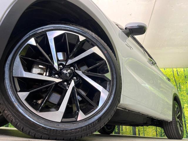 アウトランダーPHEV P 4WD 禁煙車 サンルーフ 純正9型ナビ 全周囲カメラ フルセグ Bluetooth BOSEサウンド 衝突軽減装置 LEDヘッド/フォグ オートハイビーム シーケンシャルターンランプ 電動リアゲート(12枚目)