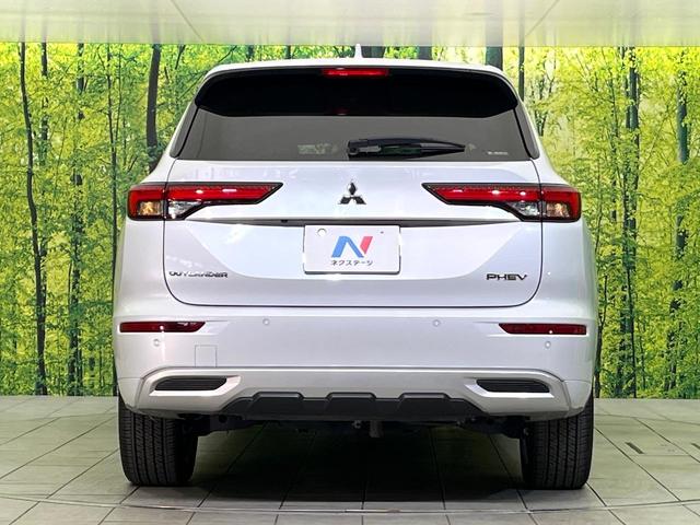 アウトランダーPHEV P 4WD 禁煙車 サンルーフ 純正9型ナビ 全周囲カメラ フルセグ Bluetooth BOSEサウンド 衝突軽減装置 LEDヘッド/フォグ オートハイビーム シーケンシャルターンランプ 電動リアゲート(15枚目)
