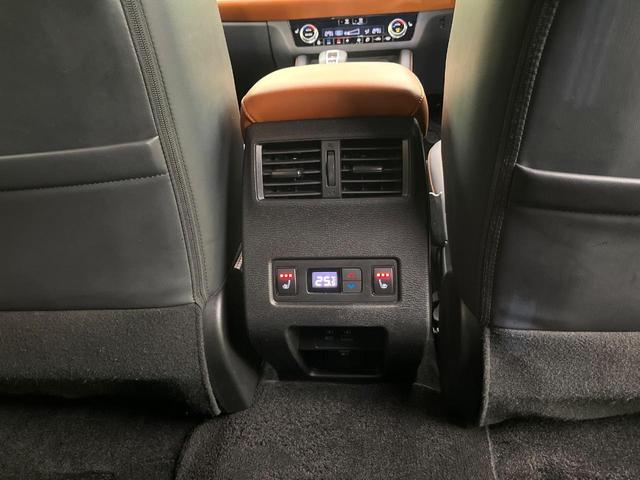 アウトランダーPHEV P 4WD 禁煙車 サンルーフ 純正9型ナビ 全周囲カメラ フルセグ Bluetooth BOSEサウンド 衝突軽減装置 LEDヘッド/フォグ オートハイビーム シーケンシャルターンランプ 電動リアゲート(32枚目)