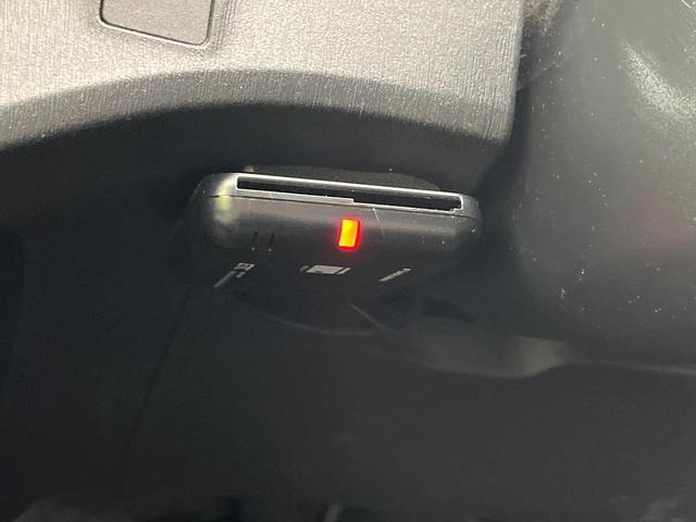 【ＥＴＣ】高速道路の料金所をストレスなく通過！話題のスポットやサービスエリアに多い「スマートＩＣ」利用時は必須のアイテムです。当店でセットアップを実施、ご納車当日からすぐにご利用いただけます！