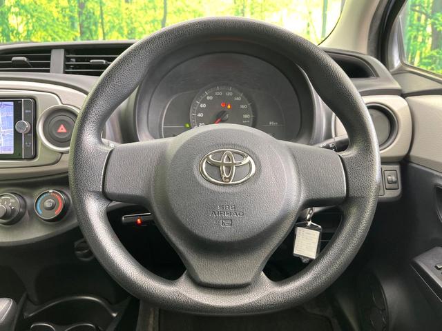 ステアリングも使用感が少なく、きれいな状態となっております♪