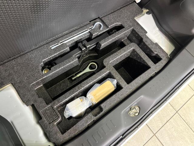 タント カスタムRS トップエディションリミテッドSAIII 禁煙車 BIG-X8型ナビ CD/DVD再生 Bluetooth接続 フルセグ 衝突軽減装置 LEDヘッド/フォグライト オートハイビーム 両側電動スライドドア ハーフレザーシート シートヒーター(31枚目)