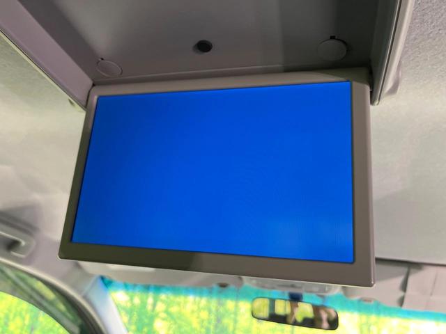 ステップワゴンスパーダ Z クールスピリット 禁煙車 後席モニター 純正9型ナビ DVD/CD再生 バックカメラ 両側電動スライド ハーフレザーシート HIDヘッド オートライト オートエアコン リアエアコン 純正17インチアルミホイール ETC(3枚目)