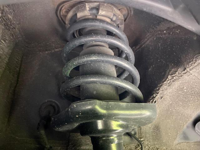 ステップワゴンスパーダ Z クールスピリット 禁煙車 後席モニター 純正9型ナビ DVD/CD再生 バックカメラ 両側電動スライド ハーフレザーシート HIDヘッド オートライト オートエアコン リアエアコン 純正17インチアルミホイール ETC(21枚目)