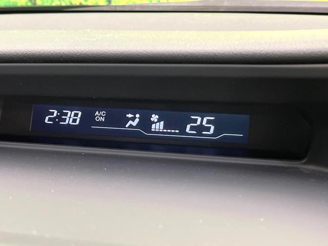 ステップワゴンスパーダ Z クールスピリット 禁煙車 後席モニター 純正9型ナビ DVD/CD再生 バックカメラ 両側電動スライド ハーフレザーシート HIDヘッド オートライト オートエアコン リアエアコン 純正17インチアルミホイール ETC(31枚目)