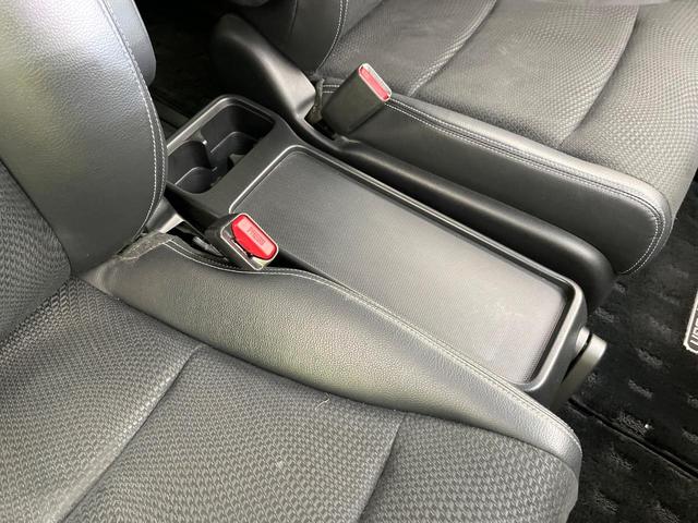 ステップワゴンスパーダ Z クールスピリット 禁煙車 後席モニター 純正9型ナビ DVD/CD再生 バックカメラ 両側電動スライド ハーフレザーシート HIDヘッド オートライト オートエアコン リアエアコン 純正17インチアルミホイール ETC(47枚目)