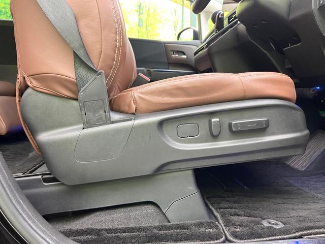 オデッセイハイブリッド e:HEVアブソルート・EX 禁煙車 純正10型ナビ 全周囲カメラ フルセグ CD/DVD再生 Bluetooth 衝突軽減装置 レーダークルコン LEDヘッド/フォグライト 両側電動スライドドア 前席シートヒーター ETC2.0(33枚目)