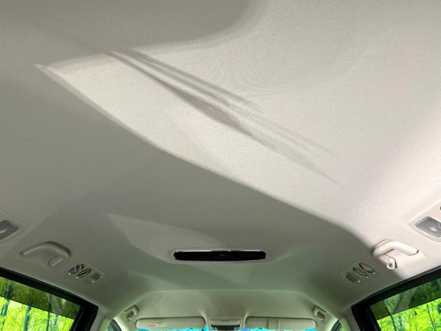 オデッセイハイブリッド e:HEVアブソルート・EX 禁煙車 純正10型ナビ 全周囲カメラ フルセグ CD/DVD再生 Bluetooth 衝突軽減装置 レーダークルコン LEDヘッド/フォグライト 両側電動スライドドア 前席シートヒーター ETC2.0(44枚目)