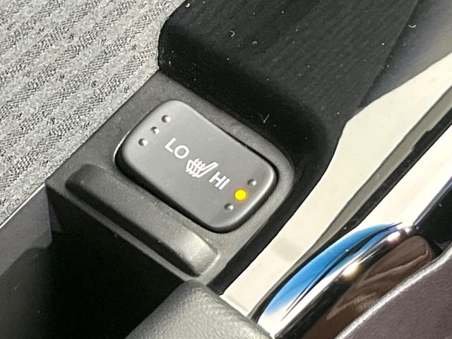 オデッセイハイブリッド e:HEVアブソルート・EX 禁煙車 純正10型ナビ 全周囲カメラ フルセグ CD/DVD再生 Bluetooth 衝突軽減装置 レーダークルコン LEDヘッド/フォグライト 両側電動スライドドア 前席シートヒーター ETC2.0(55枚目)