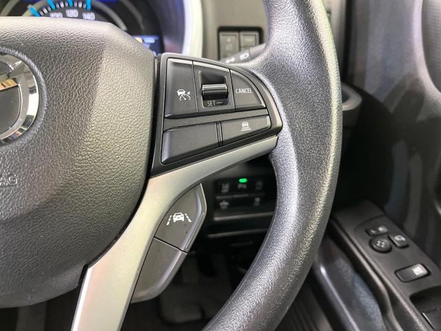 フレアクロスオーバー ハイブリッドＸＧ　禁煙車　ＳＤナビ　バックカメラ　Ｂｌｕｅｔｏｏｔｈ再生　衝突軽減装置　レーダークルーズ　ＬＥＤヘッドライト　オートハイビーム　オートライト　コーナーセンサー　シートヒーター　車線逸脱警報（5枚目）