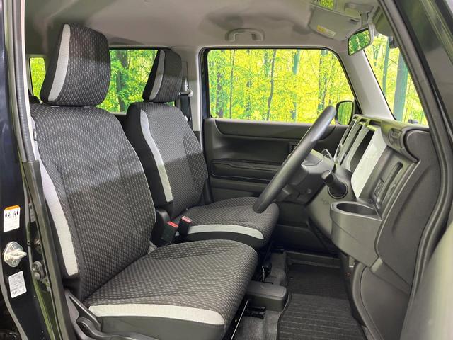 フレアクロスオーバー ハイブリッドＸＧ　禁煙車　ＳＤナビ　バックカメラ　Ｂｌｕｅｔｏｏｔｈ再生　衝突軽減装置　レーダークルーズ　ＬＥＤヘッドライト　オートハイビーム　オートライト　コーナーセンサー　シートヒーター　車線逸脱警報（9枚目）