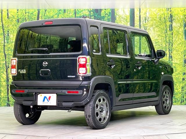 フレアクロスオーバー ハイブリッドＸＧ　禁煙車　ＳＤナビ　バックカメラ　Ｂｌｕｅｔｏｏｔｈ再生　衝突軽減装置　レーダークルーズ　ＬＥＤヘッドライト　オートハイビーム　オートライト　コーナーセンサー　シートヒーター　車線逸脱警報（17枚目）