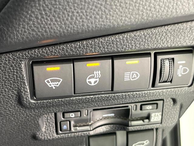 カローラクロス ハイブリッド Z 4WD 禁煙車 寒冷地仕様 純正10.5型ナビ 全周囲カメラ フルセグ Bluetooth再生 アドバンスドパーク 衝突軽減装置 LEDヘッド/フォグライト シーケンシャルターンランプ 電動リアゲート(6枚目)