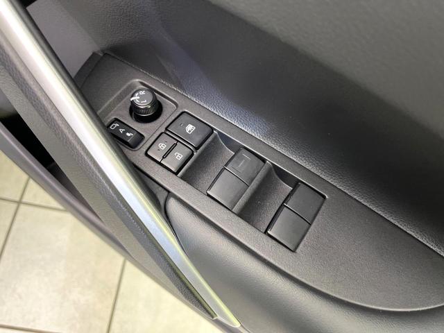 カローラクロス ハイブリッド Z 4WD 禁煙車 寒冷地仕様 純正10.5型ナビ 全周囲カメラ フルセグ Bluetooth再生 アドバンスドパーク 衝突軽減装置 LEDヘッド/フォグライト シーケンシャルターンランプ 電動リアゲート(46枚目)