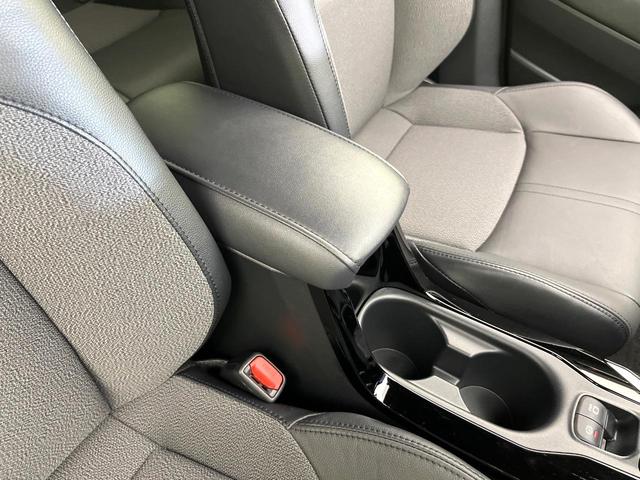 カローラクロス ハイブリッド Z 4WD 禁煙車 寒冷地仕様 純正10.5型ナビ 全周囲カメラ フルセグ Bluetooth再生 アドバンスドパーク 衝突軽減装置 LEDヘッド/フォグライト シーケンシャルターンランプ 電動リアゲート(61枚目)