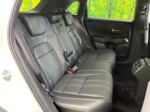 ZR-V e:HEV Z特別仕様車ブラックスタイル 4WD 禁煙車 特別仕様車 9型コネクトナビ 全周囲カメラ BOSEサウンド フルセグ Bluetooth 衝突軽減装置 LEDヘッド/フォグライト アダプティブクルコン 全席シートヒーター ETC(10枚目)