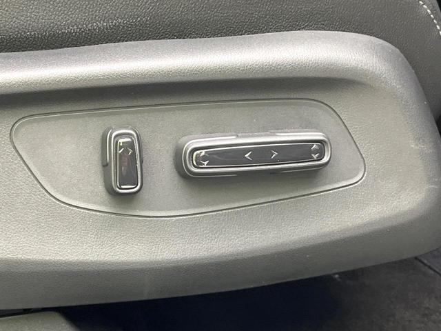 ZR-V e:HEV Z特別仕様車ブラックスタイル 4WD 禁煙車 特別仕様車 9型コネクトナビ 全周囲カメラ BOSEサウンド フルセグ Bluetooth 衝突軽減装置 LEDヘッド/フォグライト アダプティブクルコン 全席シートヒーター ETC(32枚目)