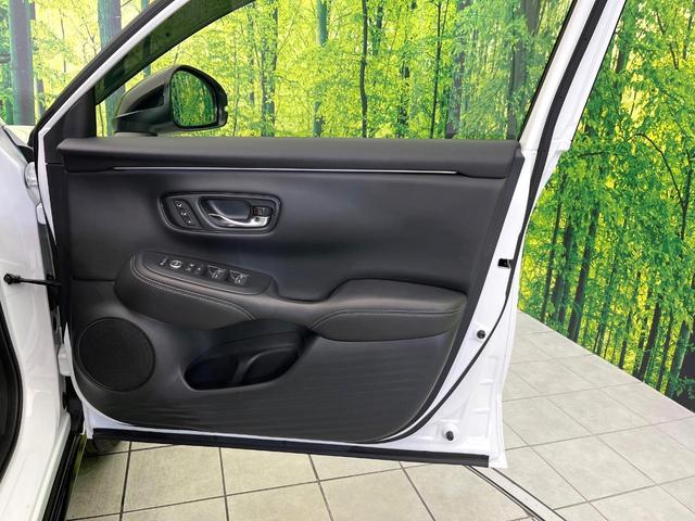 ZR-V e:HEV Z特別仕様車ブラックスタイル 4WD 禁煙車 特別仕様車 9型コネクトナビ 全周囲カメラ BOSEサウンド フルセグ Bluetooth 衝突軽減装置 LEDヘッド/フォグライト アダプティブクルコン 全席シートヒーター ETC(40枚目)