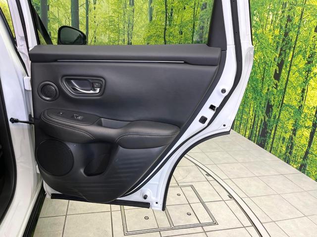 ZR-V e:HEV Z特別仕様車ブラックスタイル 4WD 禁煙車 特別仕様車 9型コネクトナビ 全周囲カメラ BOSEサウンド フルセグ Bluetooth 衝突軽減装置 LEDヘッド/フォグライト アダプティブクルコン 全席シートヒーター ETC(42枚目)