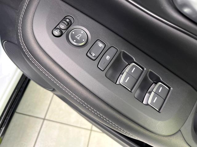 ZR-V e:HEV Z特別仕様車ブラックスタイル 4WD 禁煙車 特別仕様車 9型コネクトナビ 全周囲カメラ BOSEサウンド フルセグ Bluetooth 衝突軽減装置 LEDヘッド/フォグライト アダプティブクルコン 全席シートヒーター ETC(48枚目)