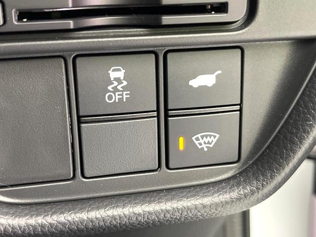 ZR-V e:HEV Z特別仕様車ブラックスタイル 4WD 禁煙車 特別仕様車 9型コネクトナビ 全周囲カメラ BOSEサウンド フルセグ Bluetooth 衝突軽減装置 LEDヘッド/フォグライト アダプティブクルコン 全席シートヒーター ETC(70枚目)