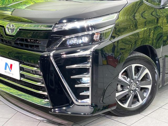 ヴォクシー ZS 煌III 禁煙車 後期型 純正10型ナビ バックカメラ フルセグ CD/DVD/Bluetooth 純正フリップダウンモニター 衝突軽減装置 LEDヘッド/フォグライト オートハイビーム 両側電動スライドドア(12枚目)