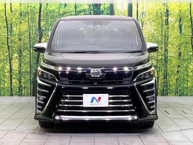 ヴォクシー ZS 煌III 禁煙車 後期型 純正10型ナビ バックカメラ フルセグ CD/DVD/Bluetooth 純正フリップダウンモニター 衝突軽減装置 LEDヘッド/フォグライト オートハイビーム 両側電動スライドドア(14枚目)