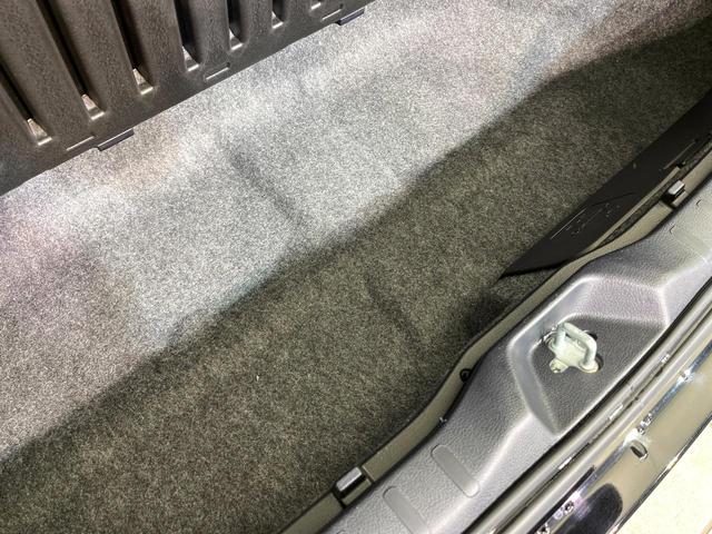 ヴォクシー ZS 煌III 禁煙車 後期型 純正10型ナビ バックカメラ フルセグ CD/DVD/Bluetooth 純正フリップダウンモニター 衝突軽減装置 LEDヘッド/フォグライト オートハイビーム 両側電動スライドドア(23枚目)