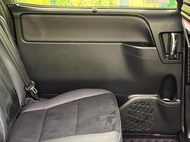 ヴォクシー ZS 煌III 禁煙車 後期型 純正10型ナビ バックカメラ フルセグ CD/DVD/Bluetooth 純正フリップダウンモニター 衝突軽減装置 LEDヘッド/フォグライト オートハイビーム 両側電動スライドドア(33枚目)