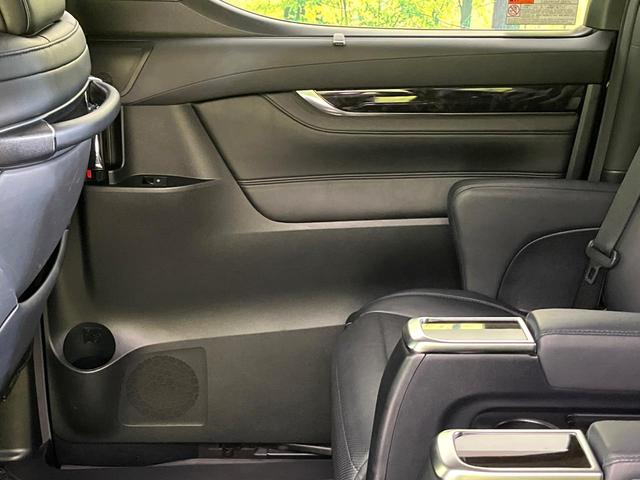 ヴェルファイア ２．５Ｚ　Ｇエディション　禁煙車　後期型　モデリスタエアロ　ＢＩＧ－Ｘ１１型ナビ　バックカメラ　フルセグ　ＣＤ／ＤＶＤ／Ｂｌｕｅｔｏｏｔｈ　１２型フリップダウンモニター　衝突軽減装置　ＬＥＤヘッド／フォグライト　オートライト（24枚目）